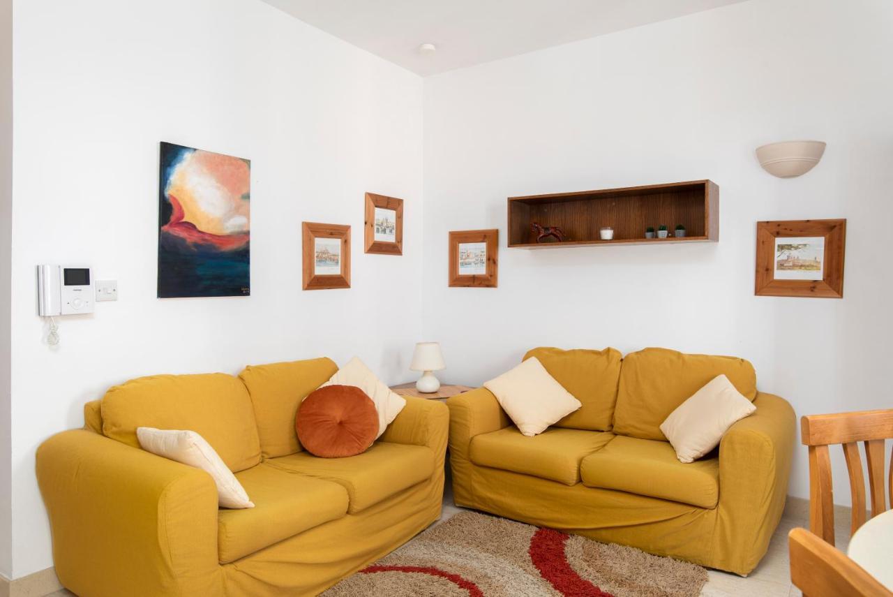 Apartment Modern 2br Close To Sea, In The Heart Of *